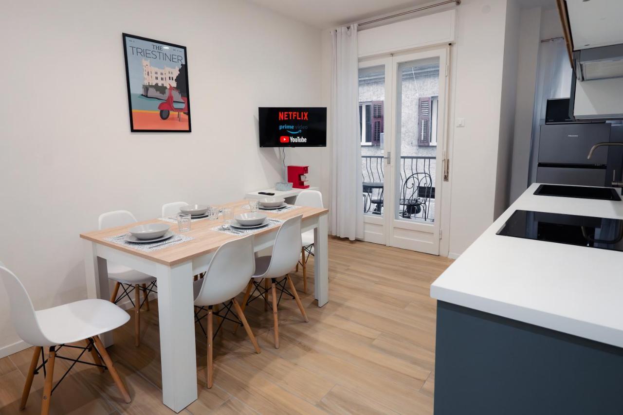 Centro Storico Moderno Trilocale Con Balcone Apartman Trieszt Kültér fotó