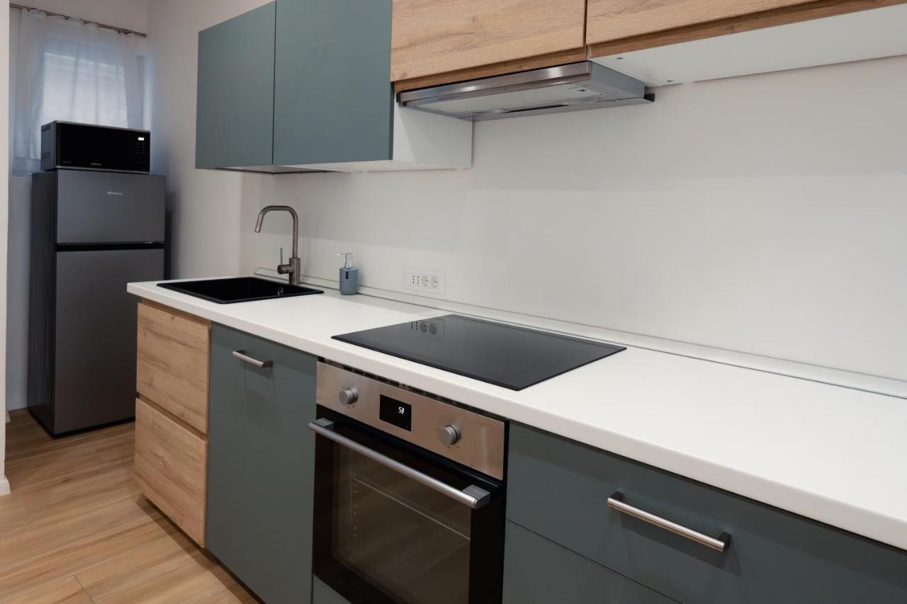Centro Storico Moderno Trilocale Con Balcone Apartman Trieszt Kültér fotó