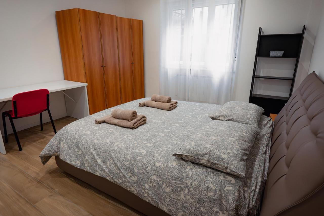 Centro Storico Moderno Trilocale Con Balcone Apartman Trieszt Kültér fotó